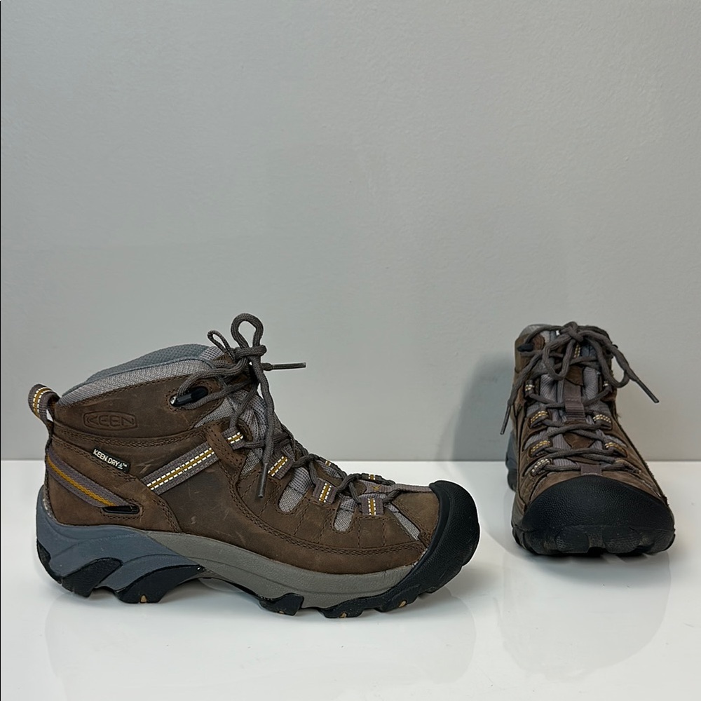 Keen Targhee ll Waterproof Mid Hiking Boots Size 6.5